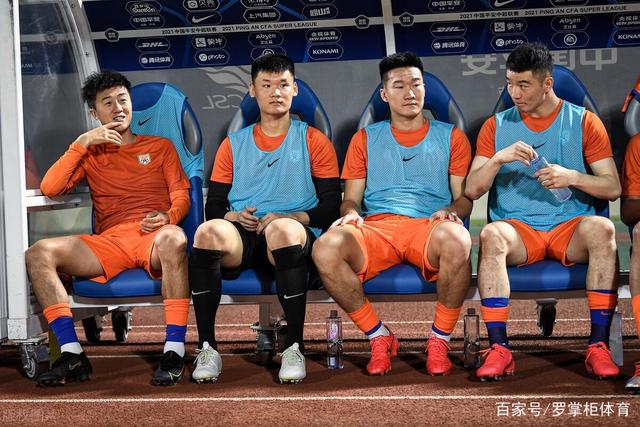 Shams：如果米切尔明夏续约 合同可以延长一年总额多近8000万美元